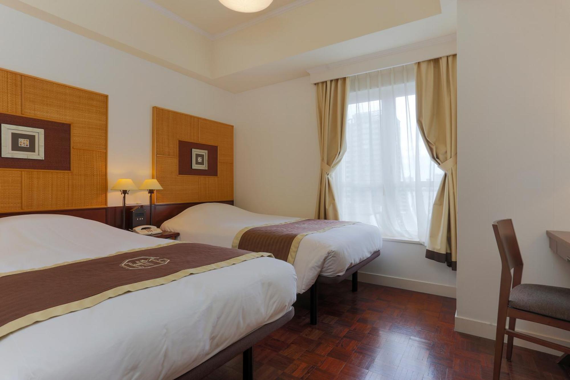Connecting Room - Non-Smoking