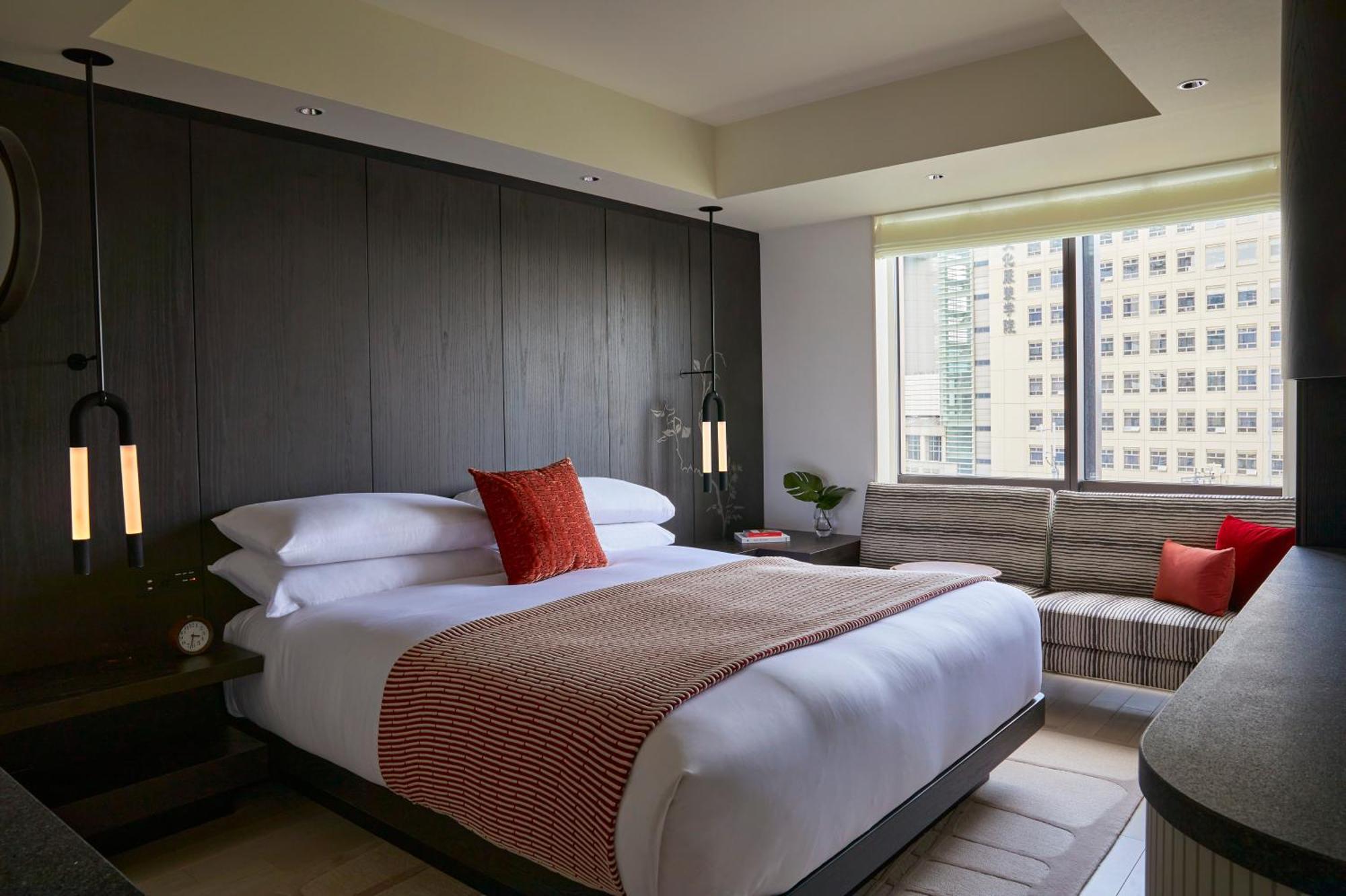 Essential King Room