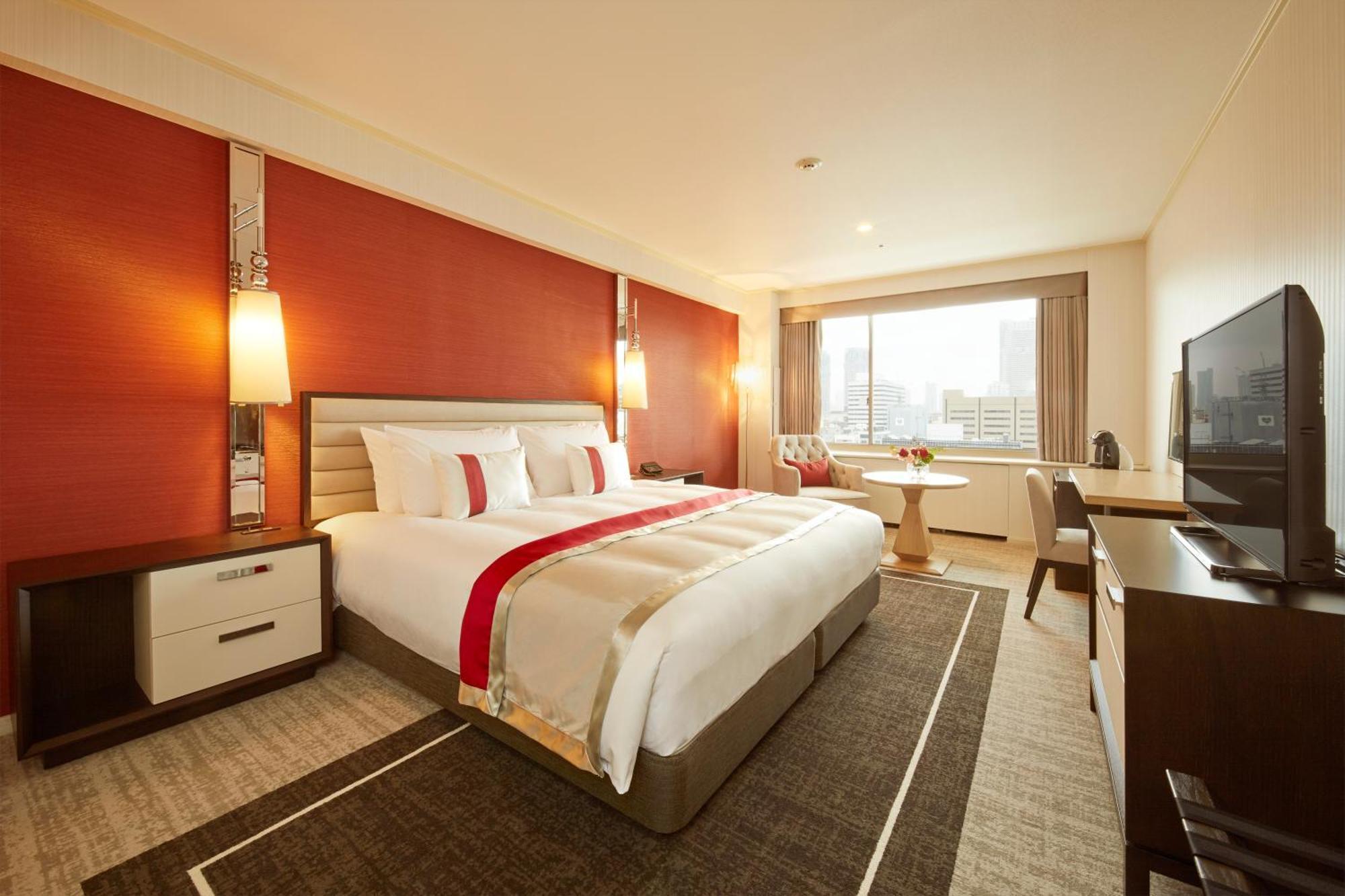 Deluxe King Room - Upper Floor - Non-Smoking