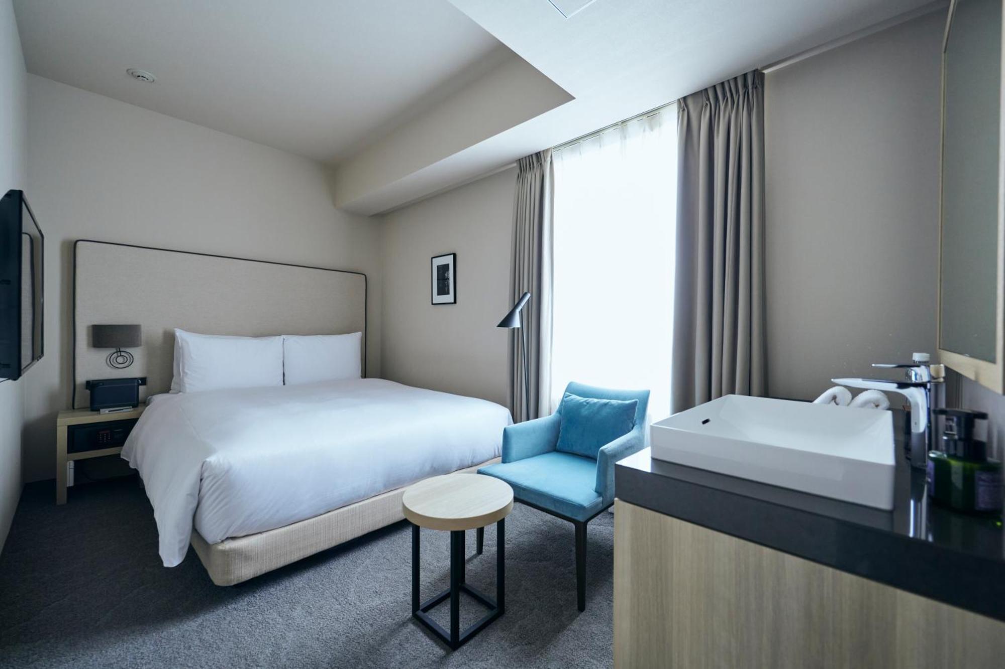 Double Room,828919280:JPEG
