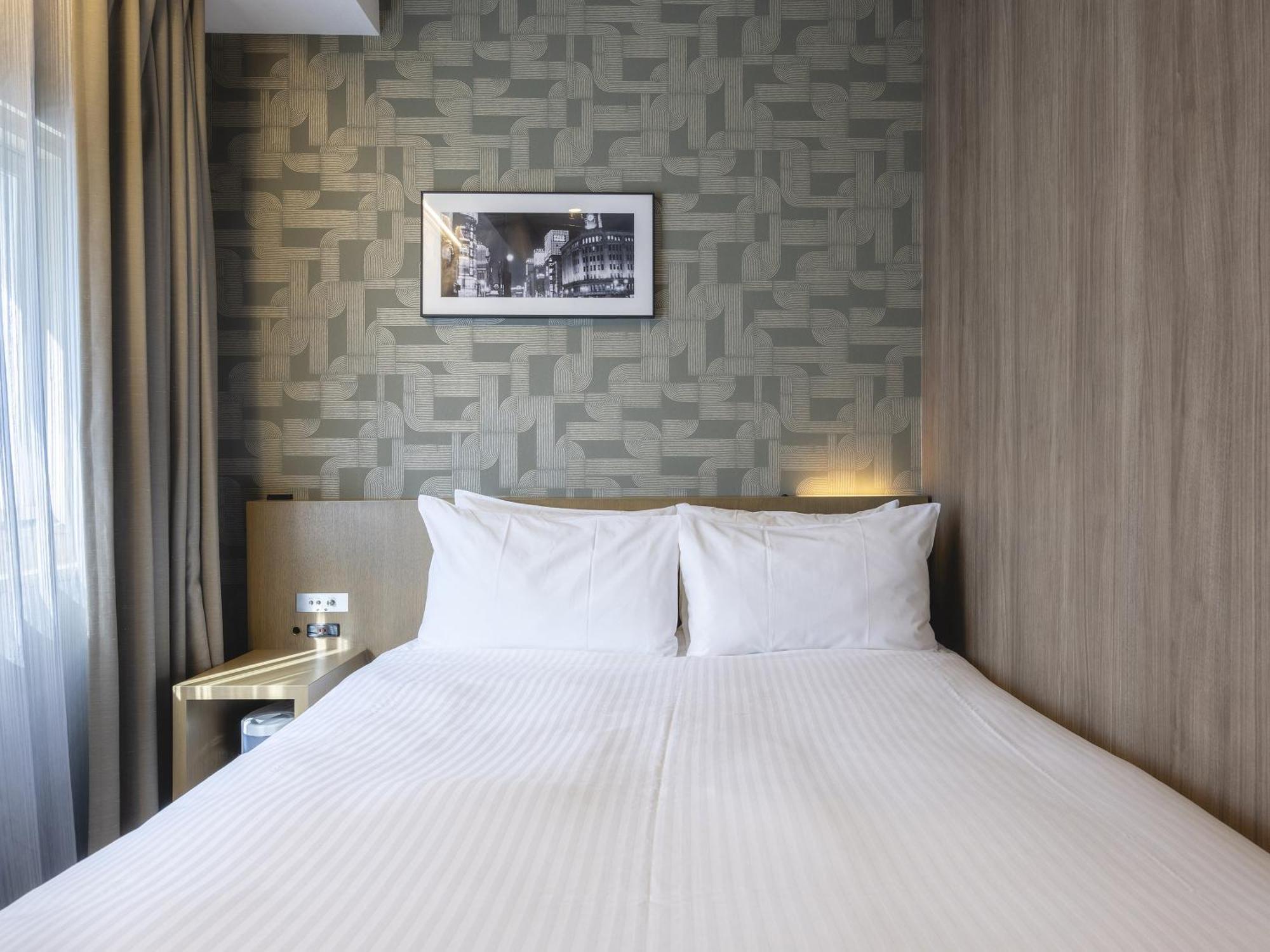 Standard Double Room - Non-Smoking,1705583809:JPEG
