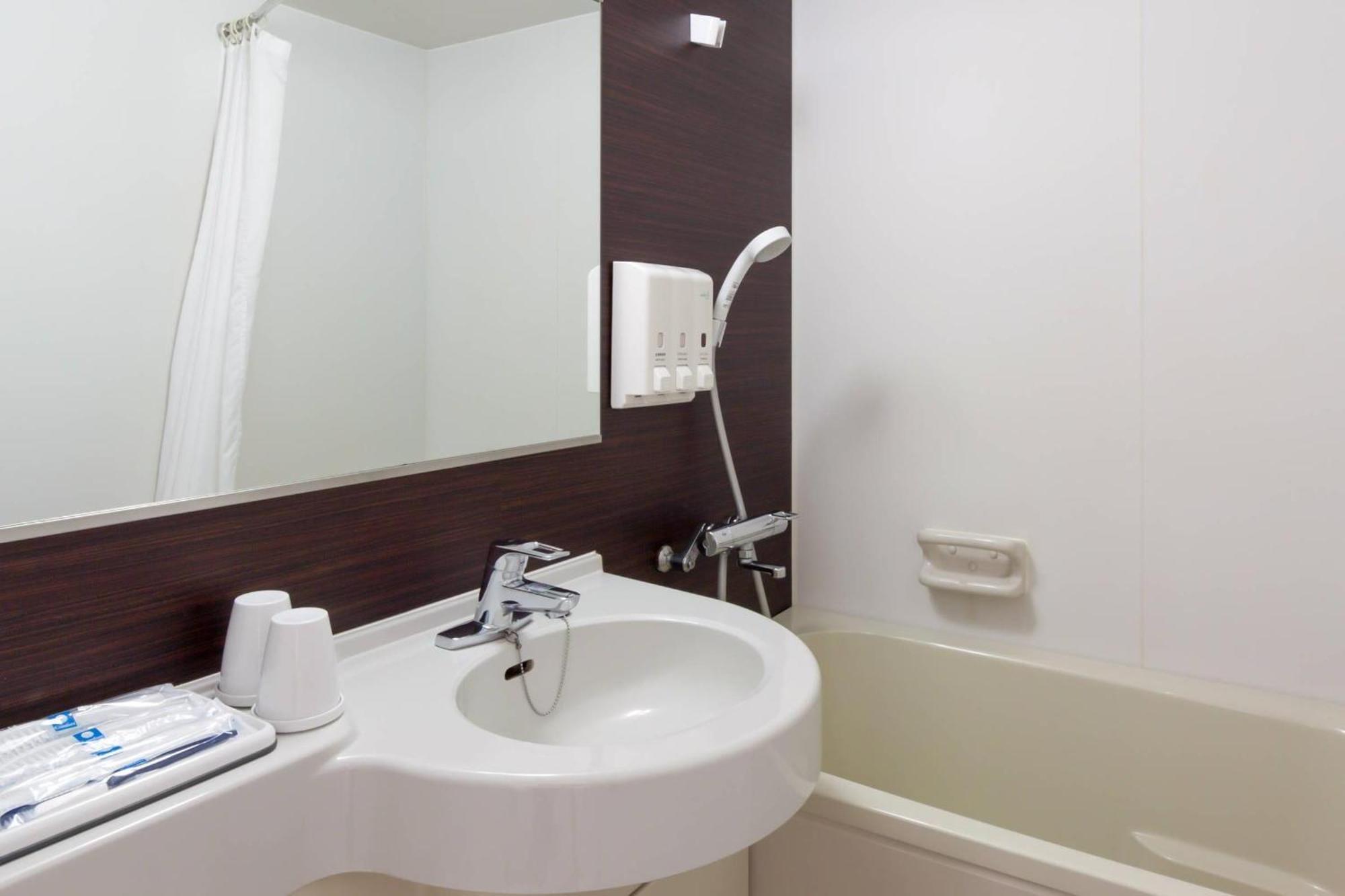Standard Single Room - Non-Smoking