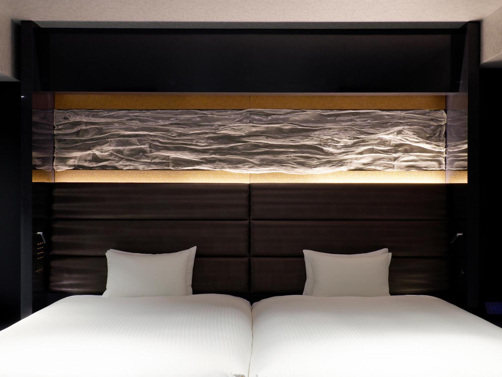 Junior Suite Twin Room