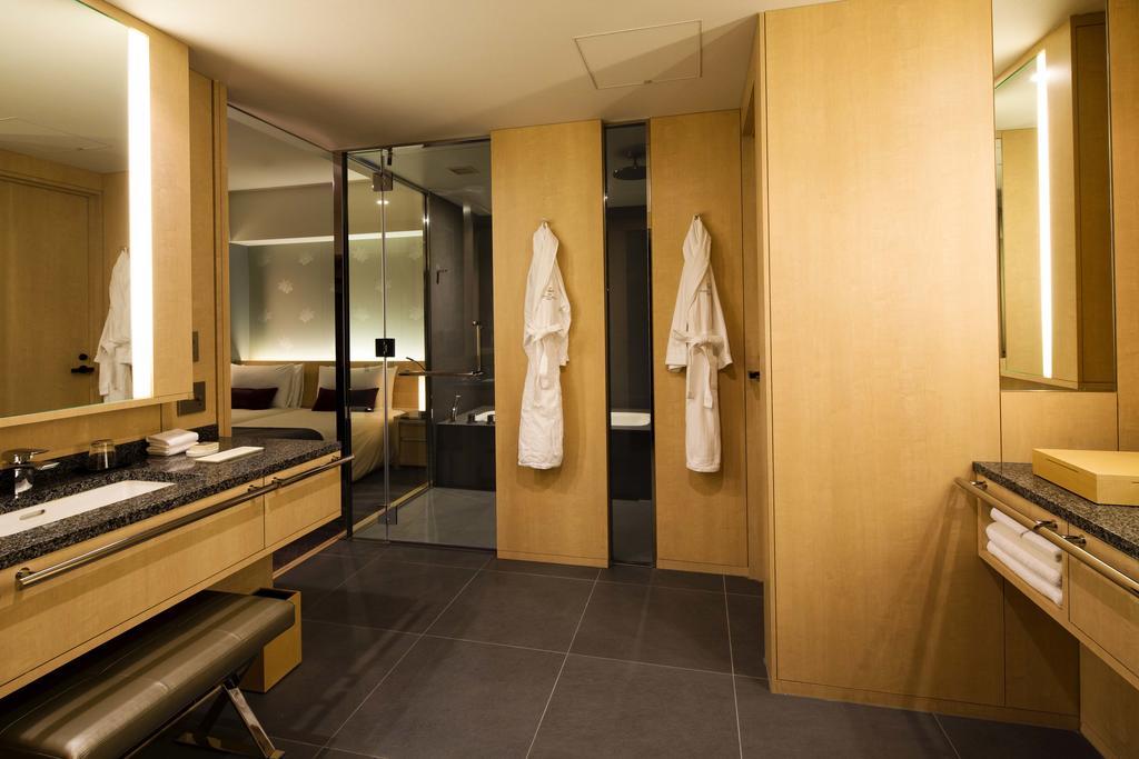 Executive Suite Twin Room Non-Smoking,448378944:JPEG